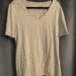 Chico’s silver and olive v-neck tshirt